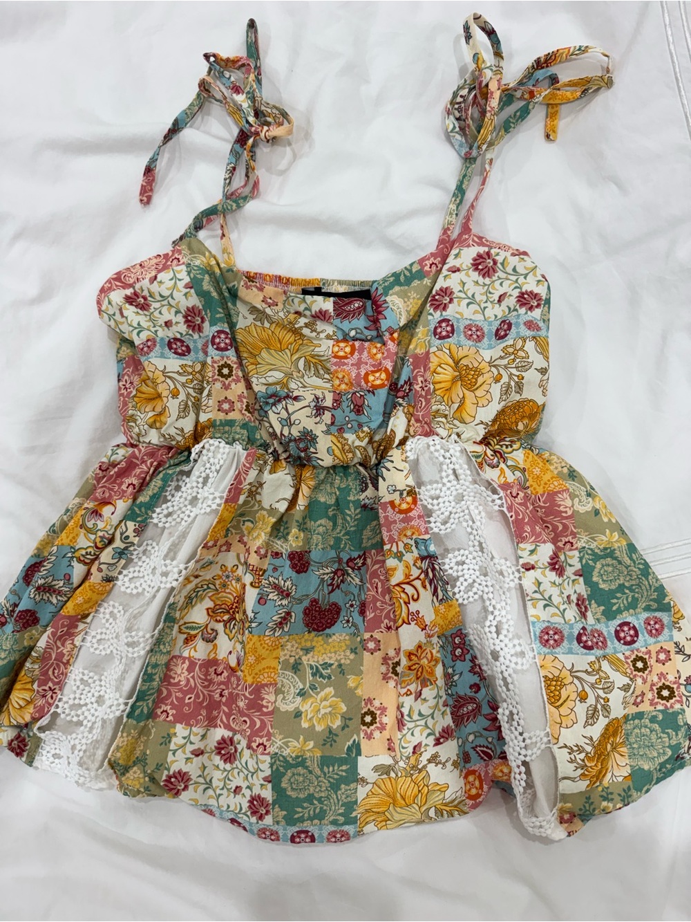 Patchwork Floral Tie-Shoulder Peplum Top - Multicolor